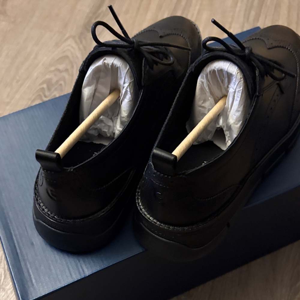 Women's ZERØGRAND Rella Wingtip Oxfords, Sz 9 - Picture 3 of 8